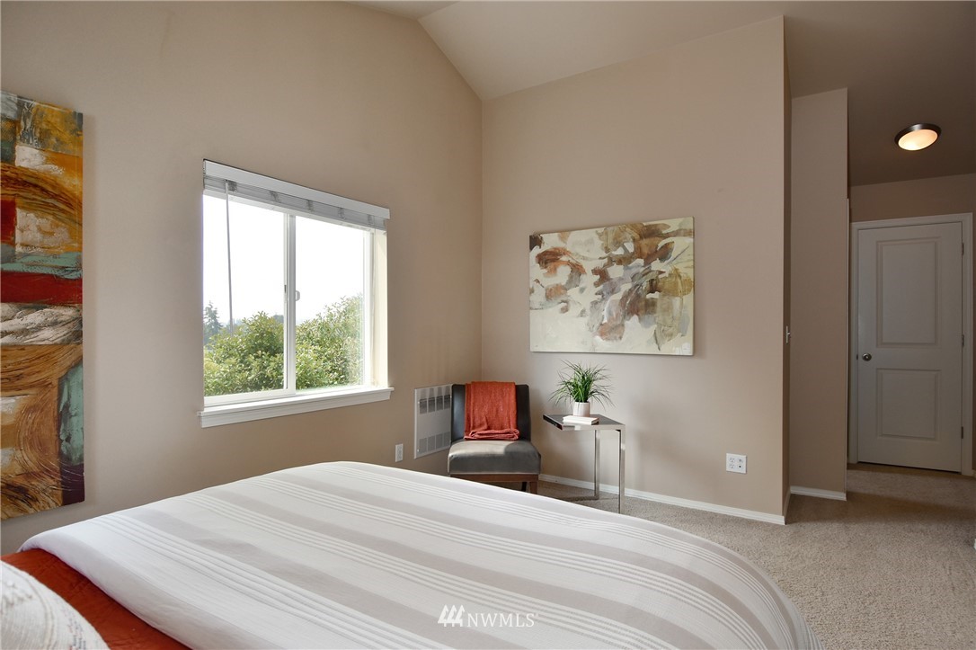 10134 B Holman Road Northwest Seattle, WA 98133 - Photo 18 of 25