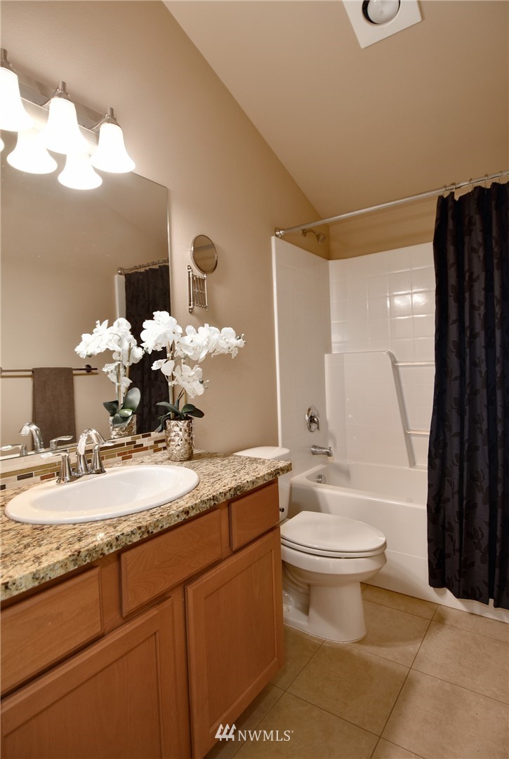 10134 B Holman Road Northwest Seattle, WA 98133 - Photo 22 of 25