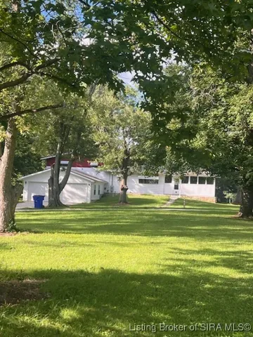 $224,900 | 902 Coleman Street Northeast, Palmyra, IN 47164