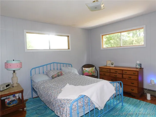 $224,900 | 902 Coleman Street Northeast, Palmyra, IN 47164