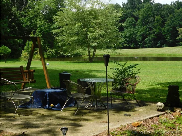 $224,900 | 902 Coleman Street Northeast, Palmyra, IN 47164