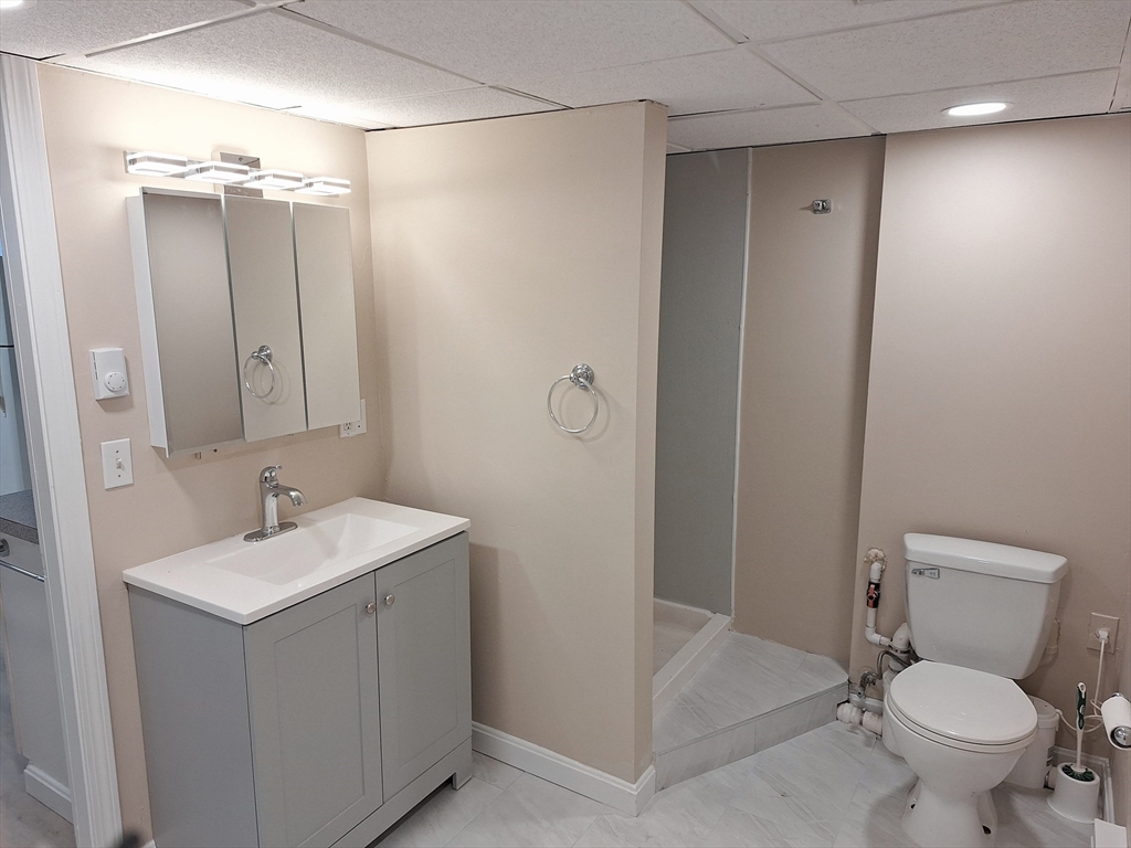 157 Thatcher Road, Unit R Gloucester, MA 01930 - Photo 3 of 10