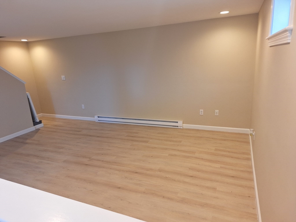 157 Thatcher Road, Unit R Gloucester, MA 01930 - Photo 6 of 14