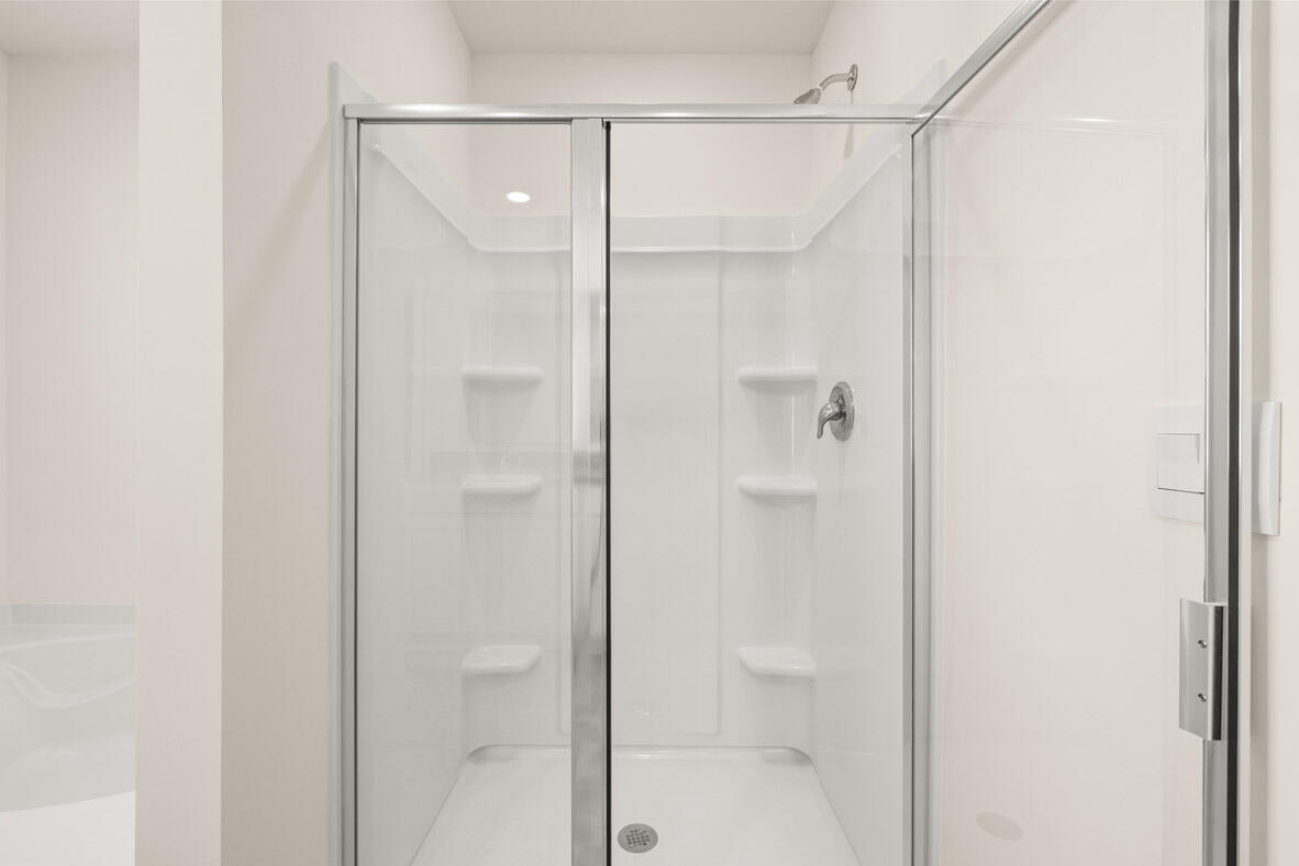 905 Raghorn Road Grovetown, GA 30813 - Photo 49 of 65 Owner's shower