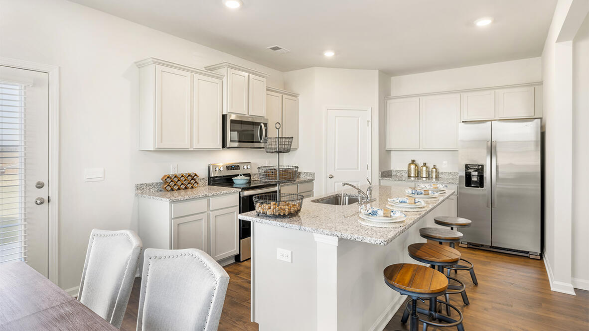 905 Raghorn Road Grovetown, GA 30813 - Photo 5 of 65 Room for seating at the kitchen island