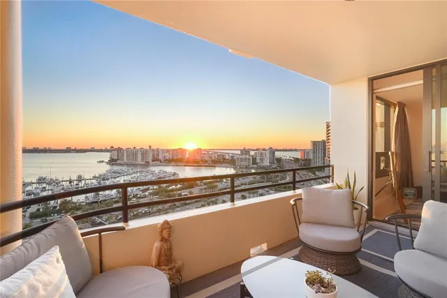 $1,550,000 | 1255 North Gulfstream Avenue, Unit 1407, Sarasota, FL 34236