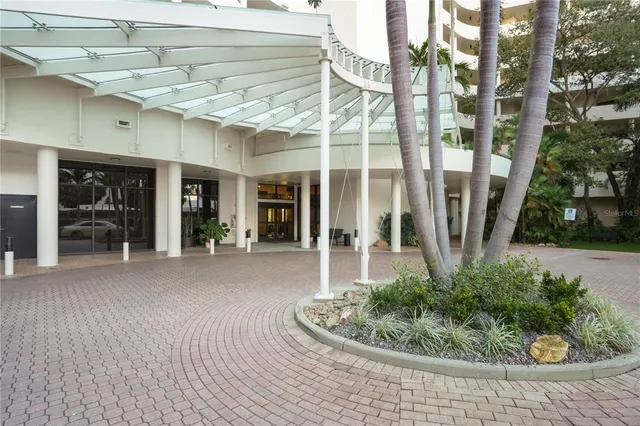 $1,550,000 | 1255 North Gulfstream Avenue, Unit 1407, Sarasota, FL 34236