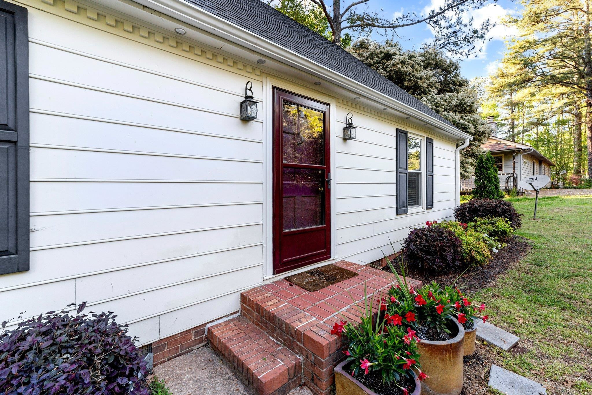 11121 Crestmont Drive Raleigh, NC 27613 - Photo 6 of 36 Photo 6