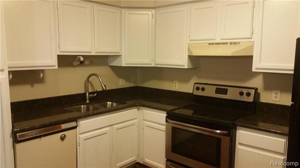 24387 Evergreen Road Southfield, MI 48075 - Photo 7 of 10