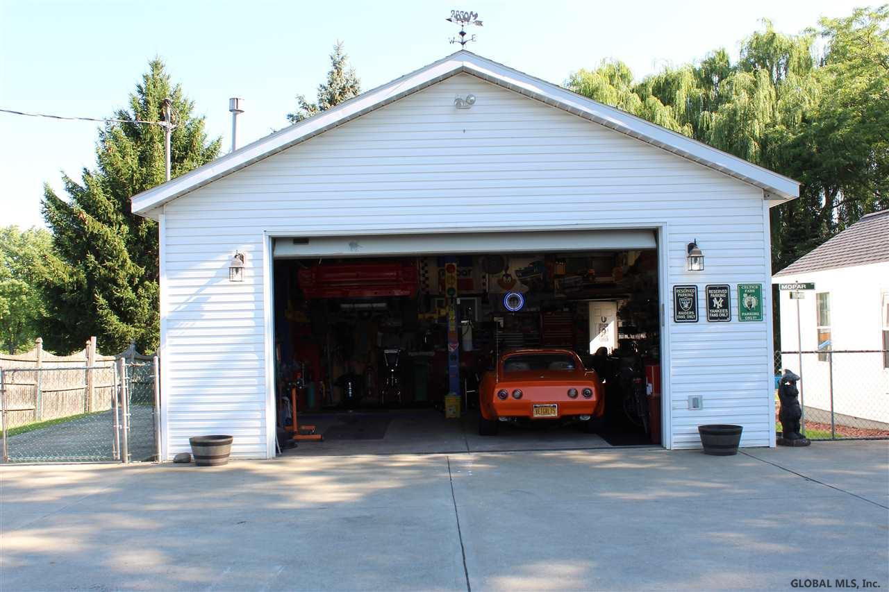 219 Boght Road Colonie, NY 12189 - Photo 10 of 13 Photo 10