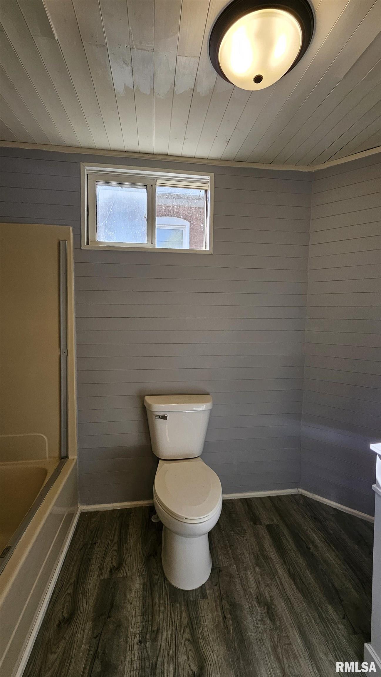 148 Robinson Avenue Canton, IL 61520 - Photo 17 of 22