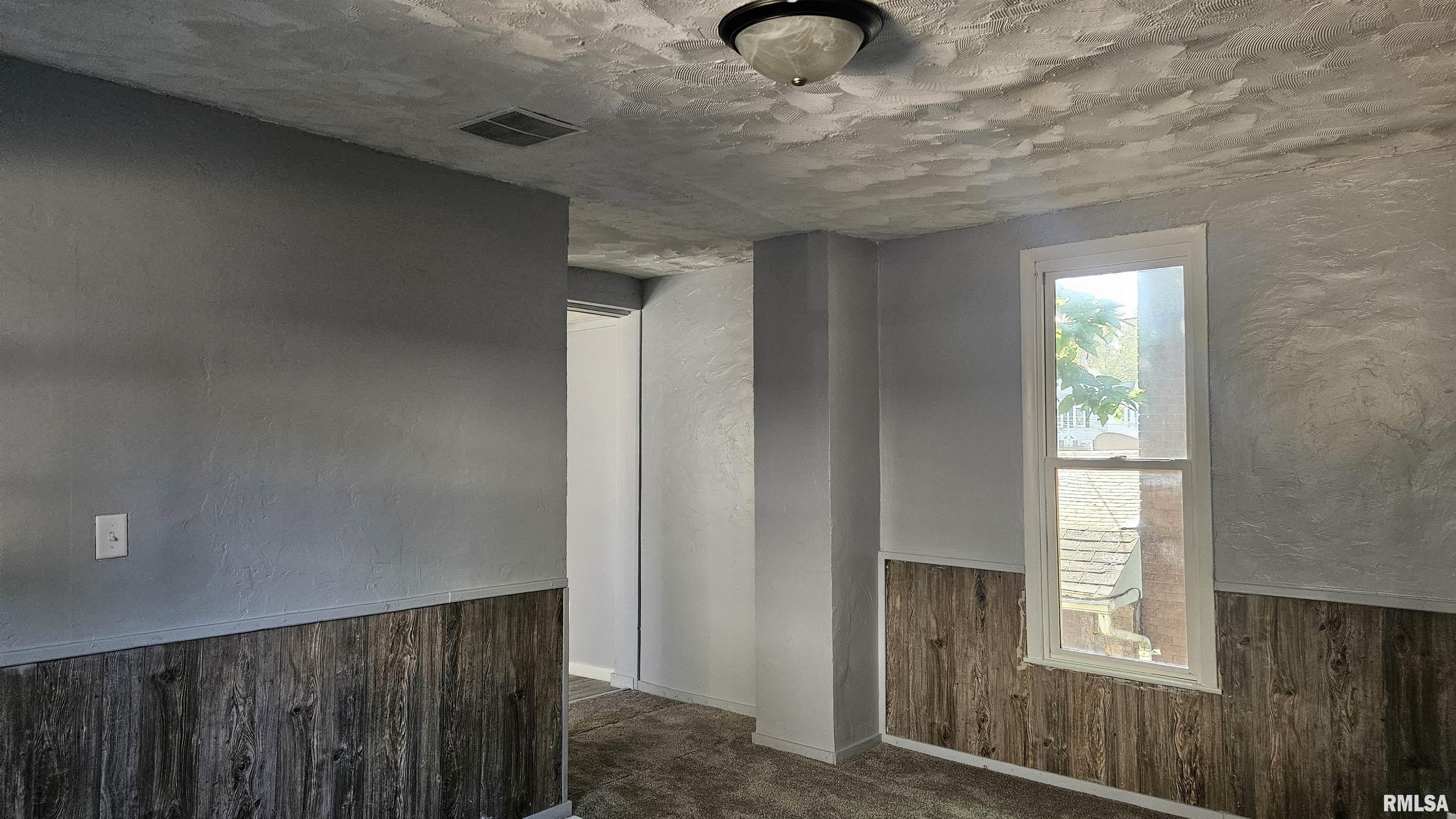 148 Robinson Avenue Canton, IL 61520 - Photo 5 of 22