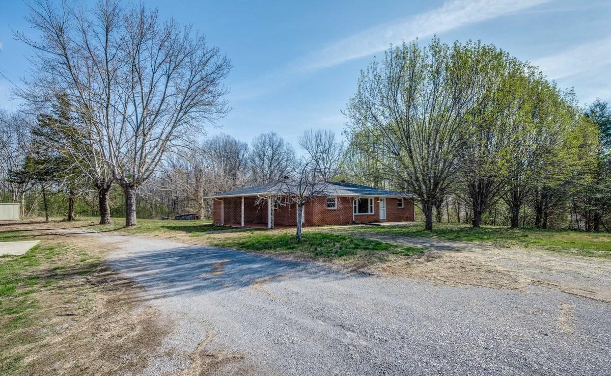 12125 Old Baxter Road Silver Point, TN 38582 - Photo 20 of 29 Front View
