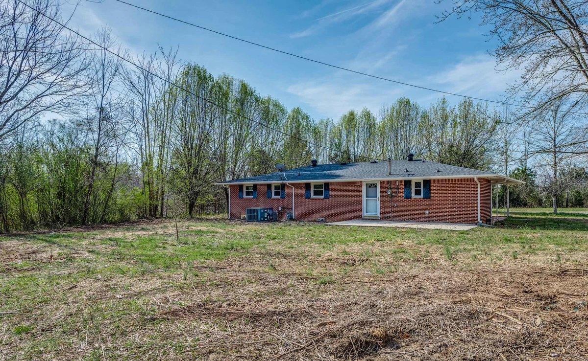 12125 Old Baxter Road Silver Point, TN 38582 - Photo 21 of 29 Back View