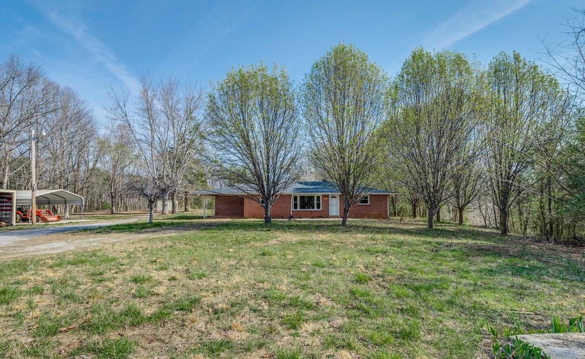 12125 Old Baxter Road Silver Point, TN 38582 - Photo 22 of 29 Front Yard