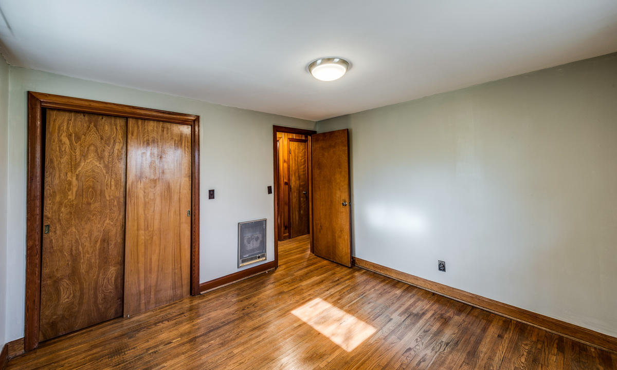 12125 Old Baxter Road Silver Point, TN 38582 - Photo 10 of 29 Master Bedroom
