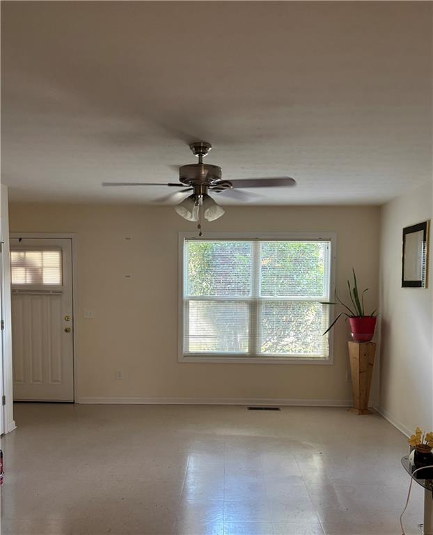 405 Crawfordville Road Union Point, GA 30669 - Photo 6 of 20