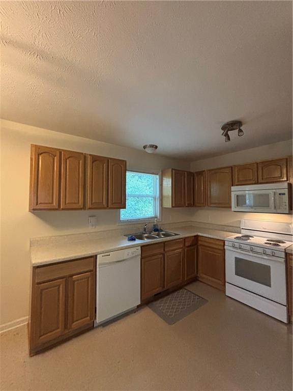 405 Crawfordville Road Union Point, GA 30669 - Photo 8 of 20