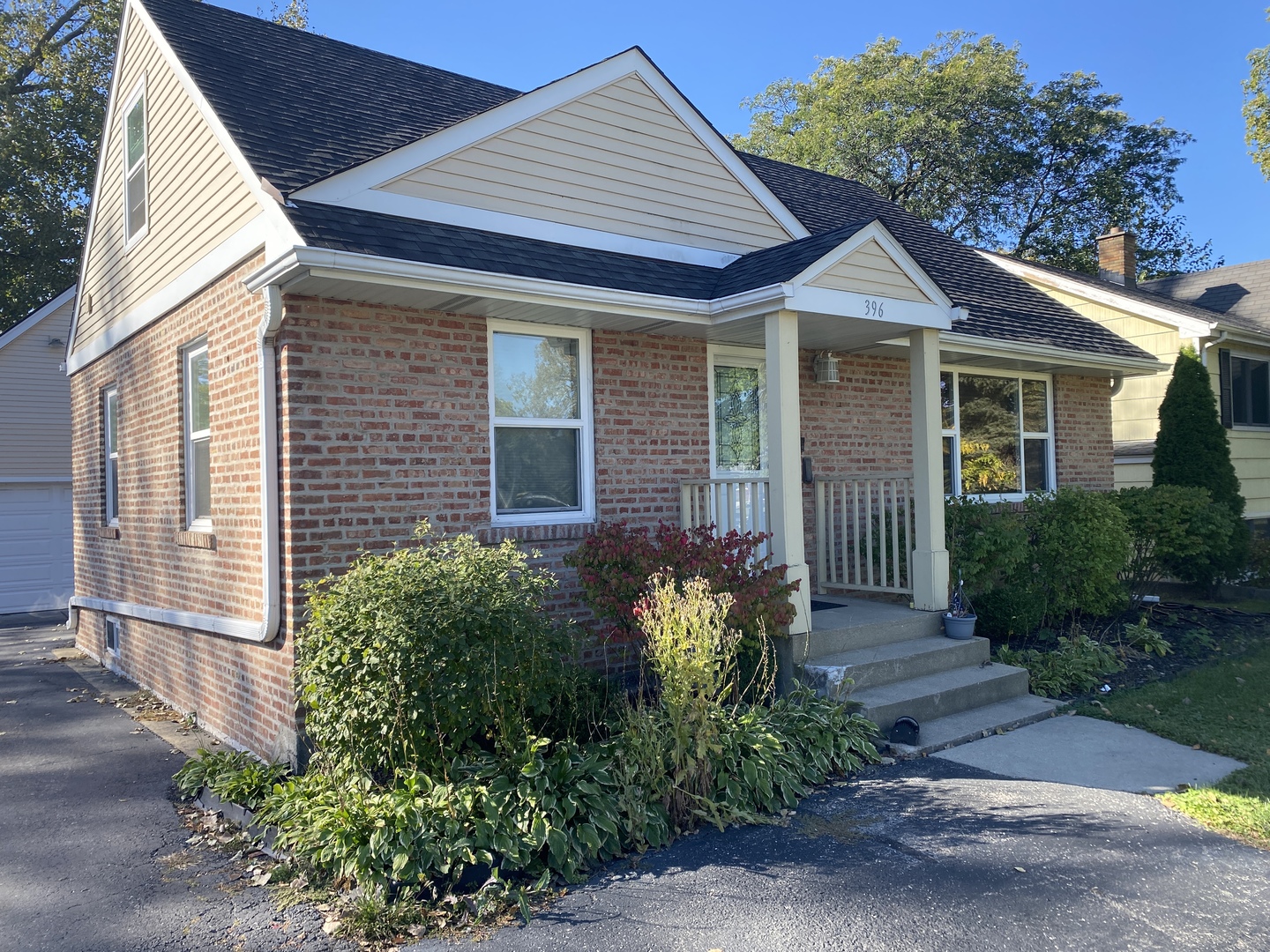 396 West St Charles Road Elmhurst, IL 60126 - Photo 1 of 16 Gallery Image 1