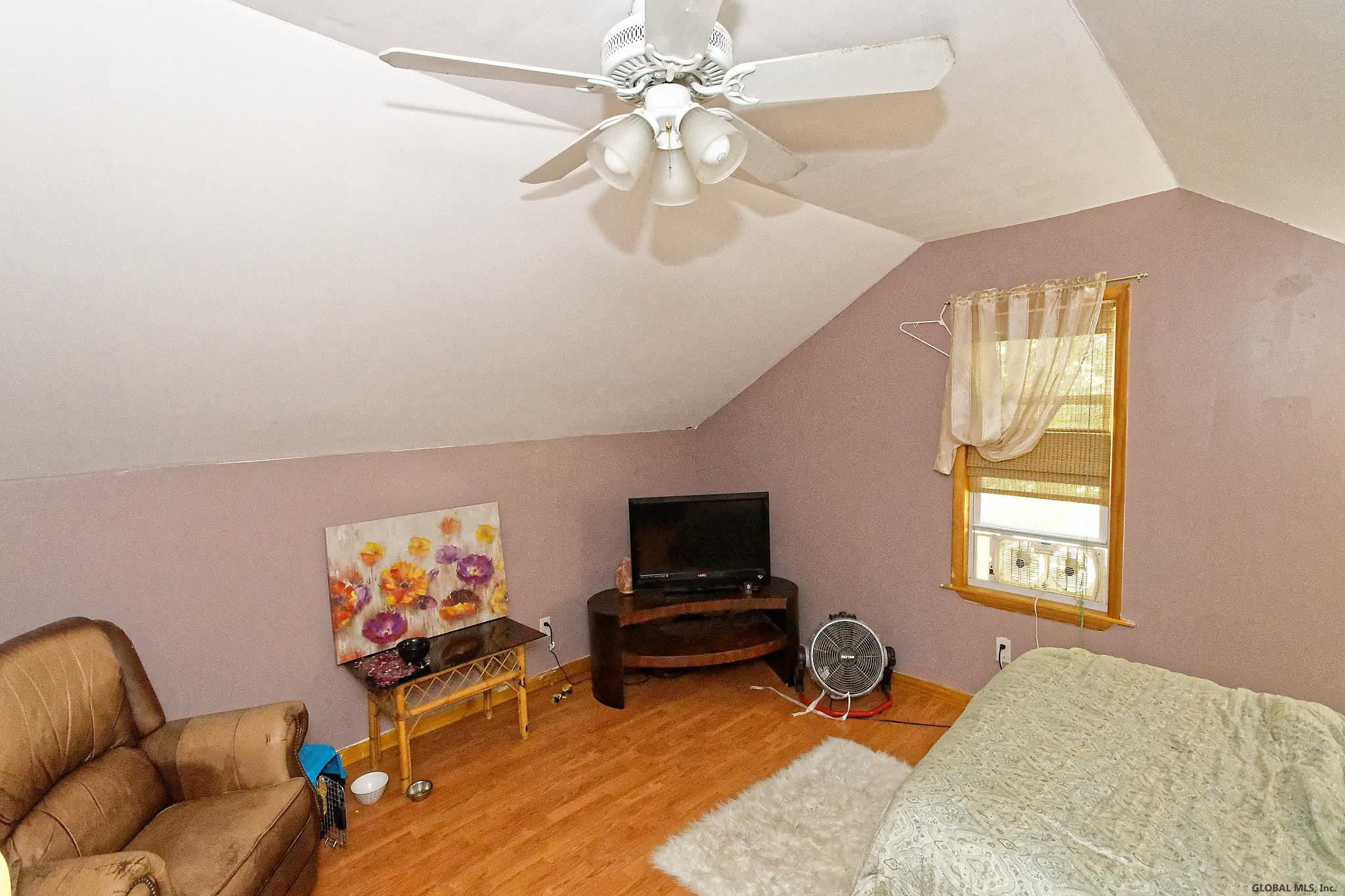134 Beach Road Halfmoon, NY 12065 - Photo 18 of 27 Photo 19