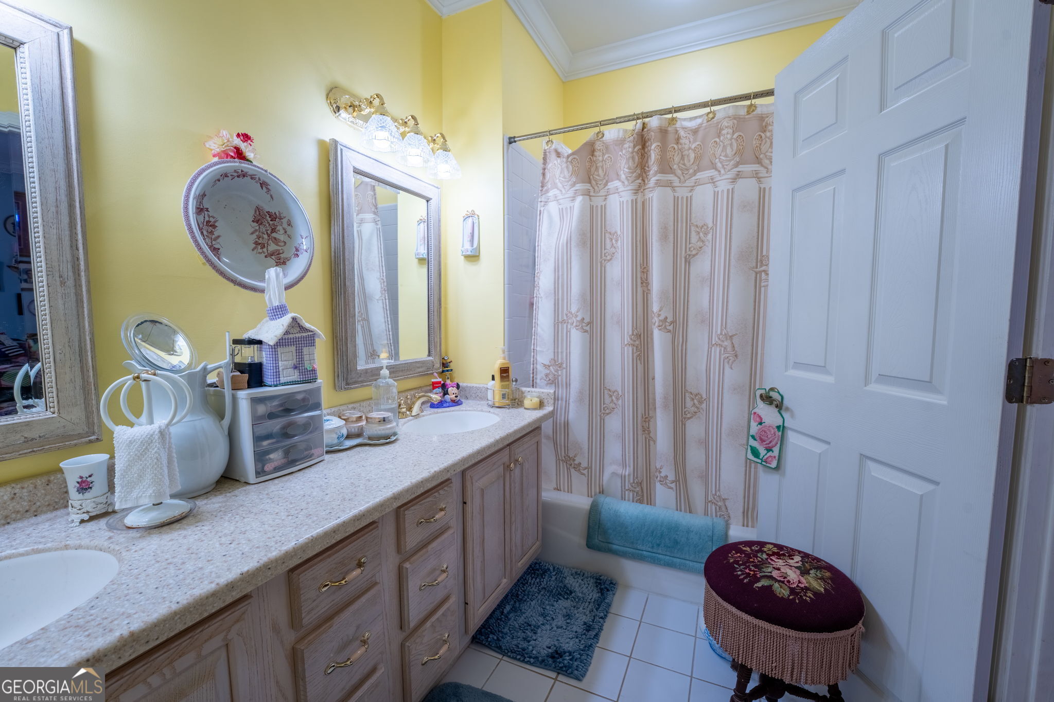 50 Green Hill Place Toccoa, GA 30577 - Photo 18 of 38 a bathroom with a granite countertop sink a toilet a mirror and tub