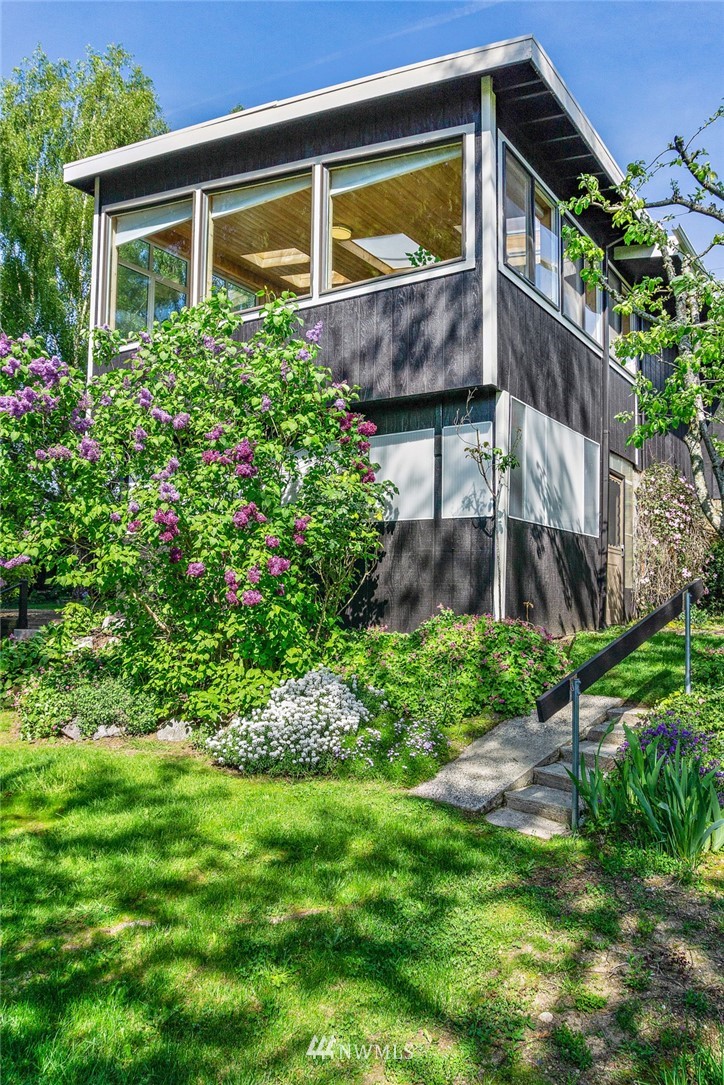 11405 21st Avenue Southwest Seattle, WA 98146 - Photo 5 of 25