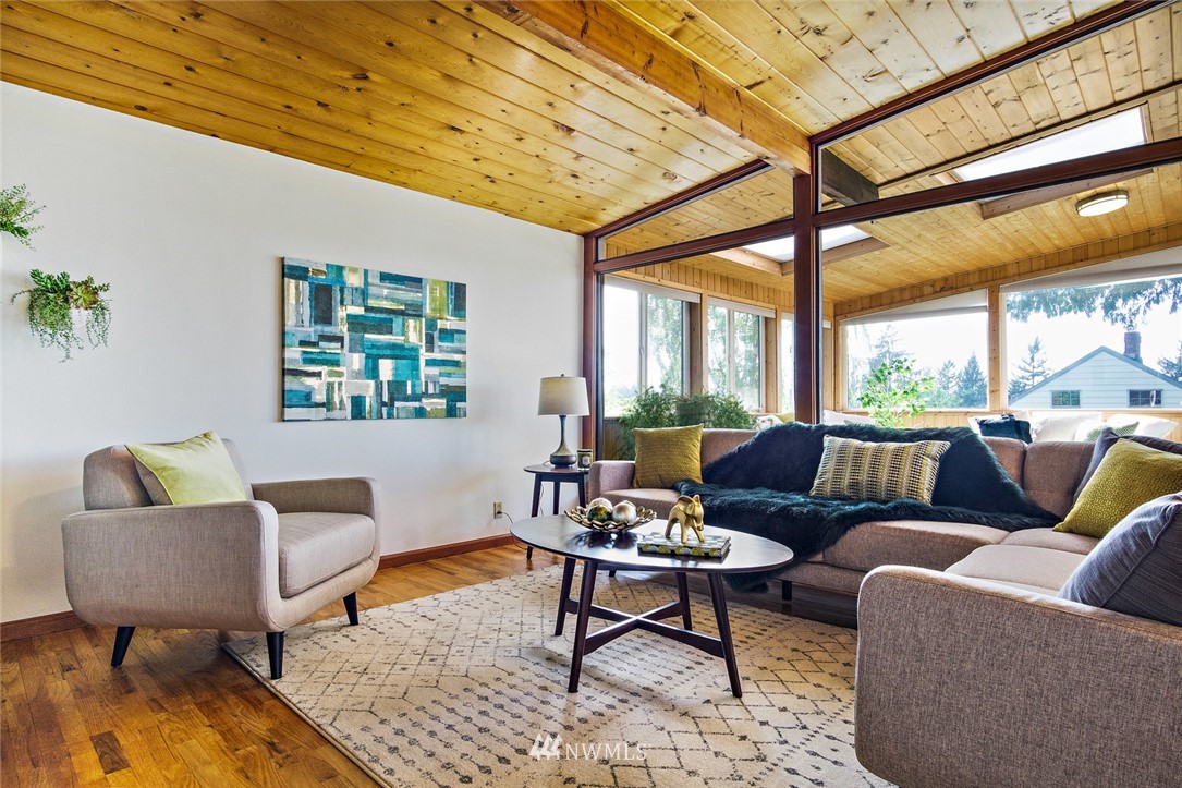 11405 21st Avenue Southwest Seattle, WA 98146 - Photo 7 of 25