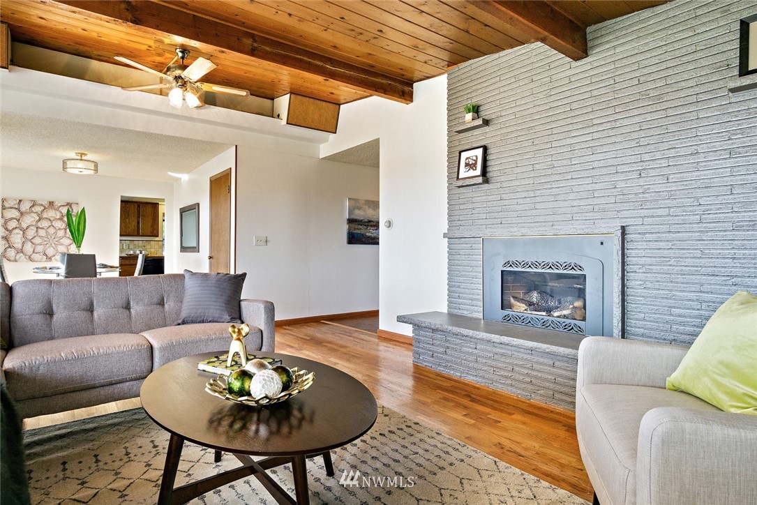 11405 21st Avenue Southwest Seattle, WA 98146 - Photo 10 of 25