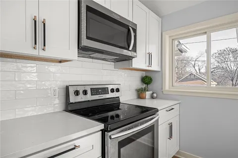 $195,000 | 1312 South Emery Street, Independence, MO 64055