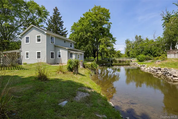 $399,000 | 106 Skidmore Road, LaGrangeville, NY 12540