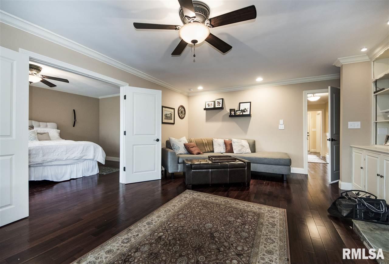 308 East High Point Road Peoria, IL 61614 - Photo 14 of 36 Gallery Image 14