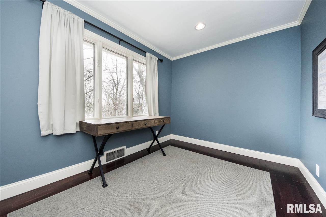 308 East High Point Road Peoria, IL 61614 - Photo 29 of 36 Gallery Image 29