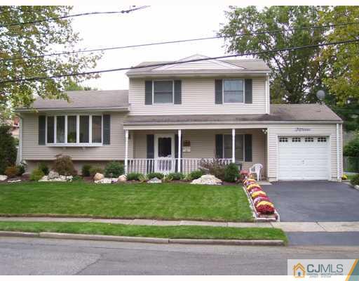 15 Winding Road Iselin, NJ 08830 - Photo 1 of 10 Gallery Image 1
