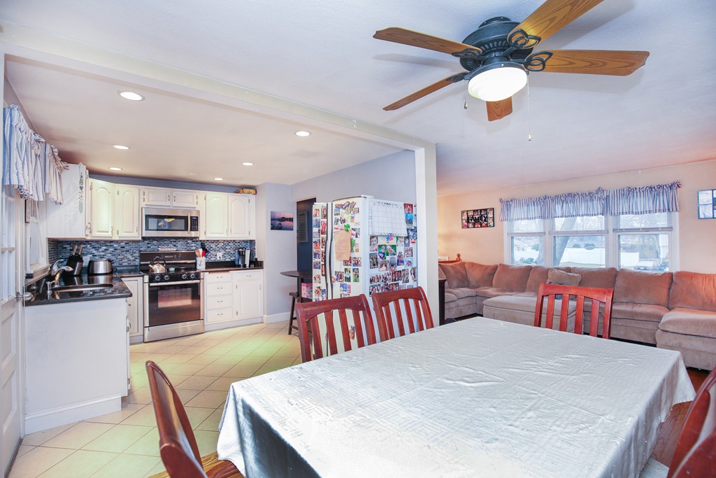2 Naumkeag Road Peabody, MA 01960 - Photo 10 of 20 Gallery Image 10