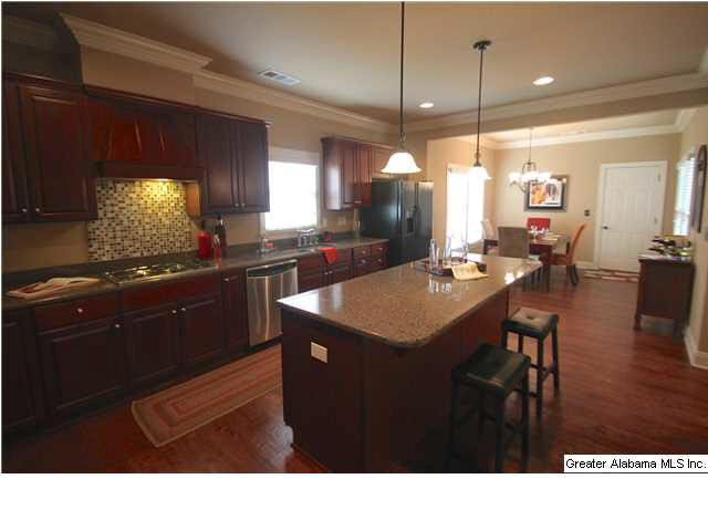 539 Twin Creek Road Birmingham, AL 35226 - Photo 7 of 32