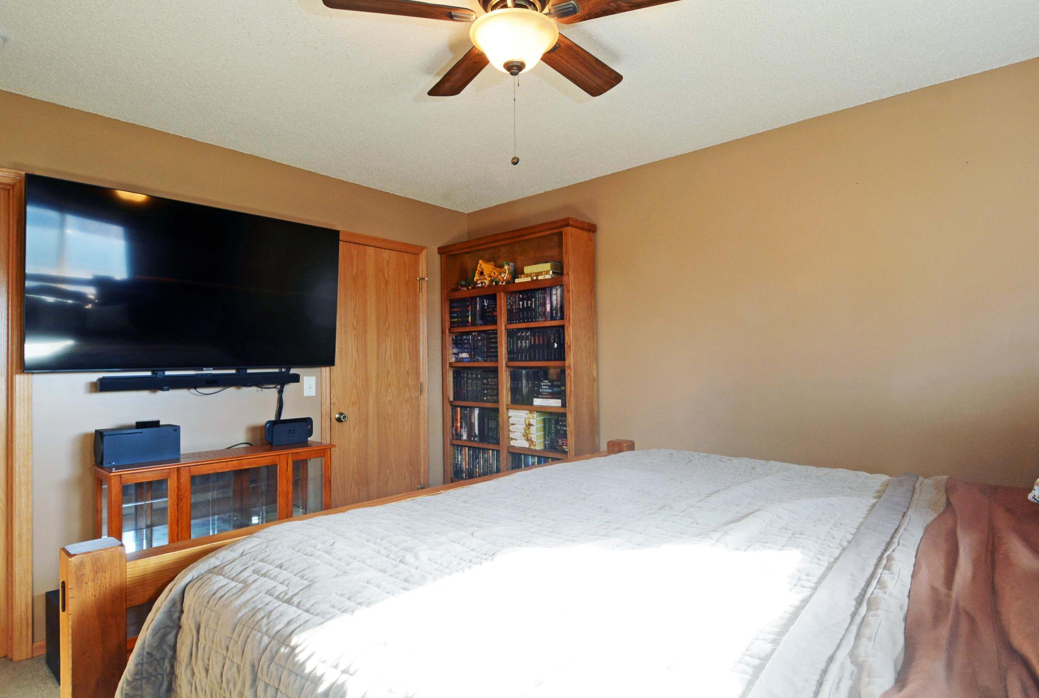 30850 Reflection Avenue Shafer, MN 55074 - Photo 12 of 22