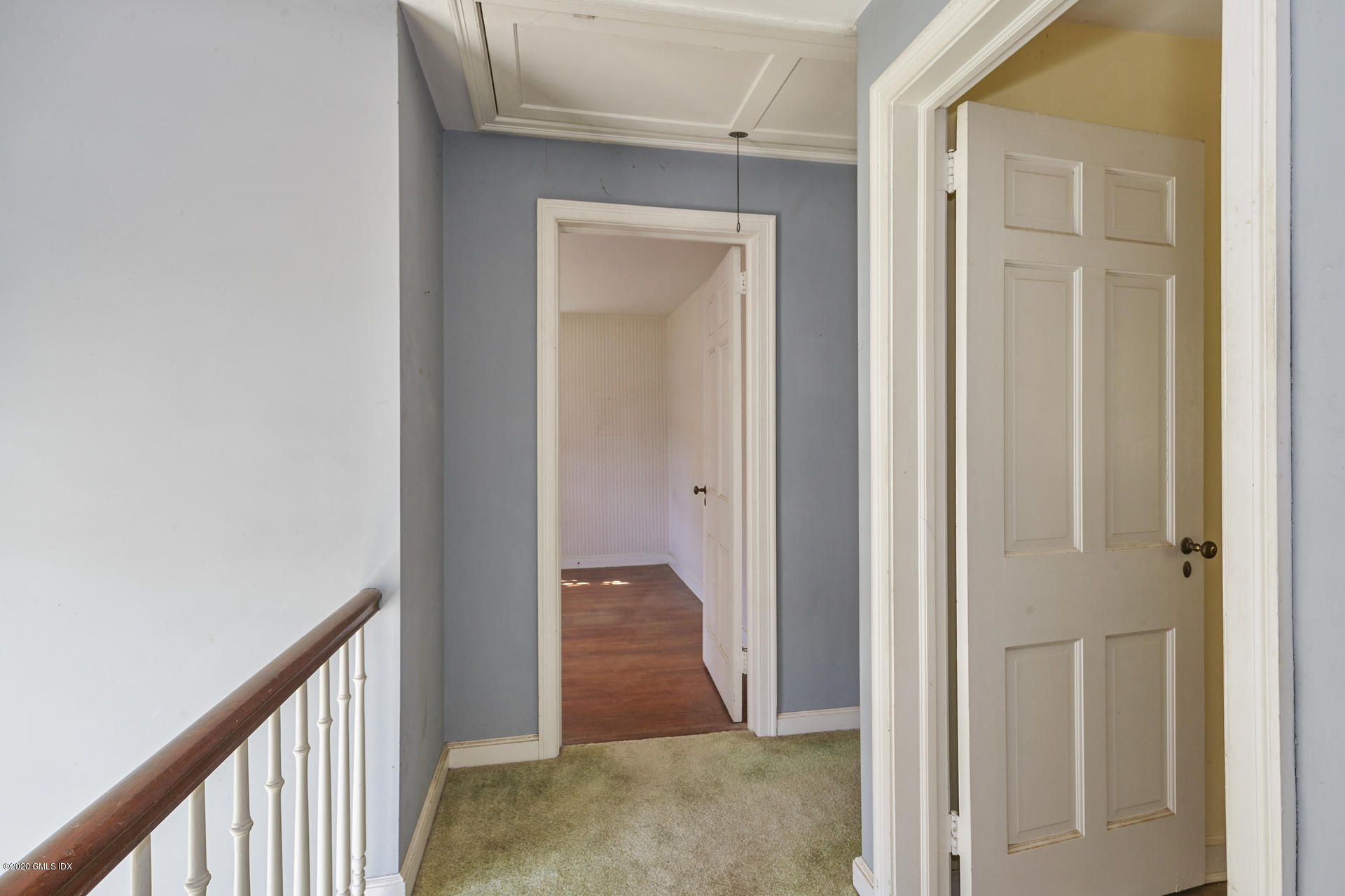 10 Hendrie Lane Riverside, CT 06878 - Photo 11 of 28 a view of a hallway with an entryway door