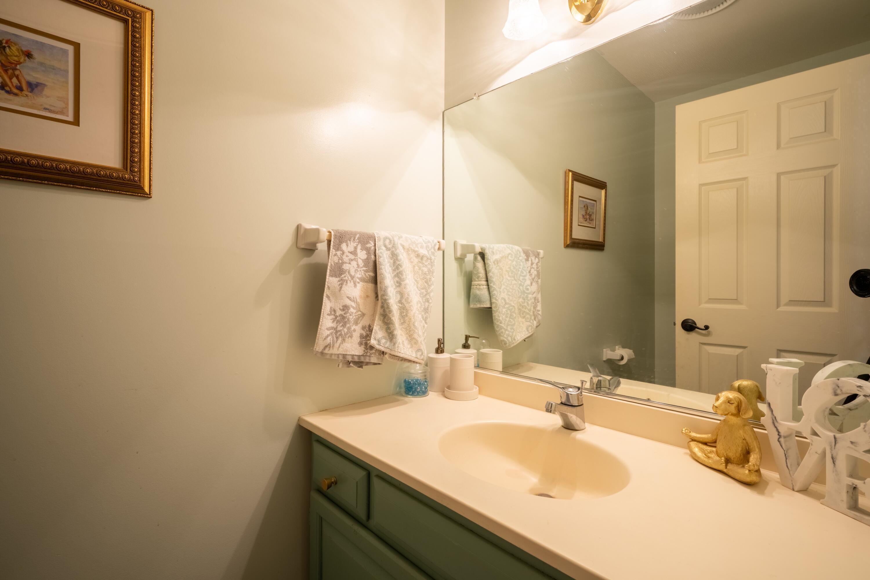 5 Summit Drive Peru, NY 12972 - Photo 24 of 57 Half Bathroom