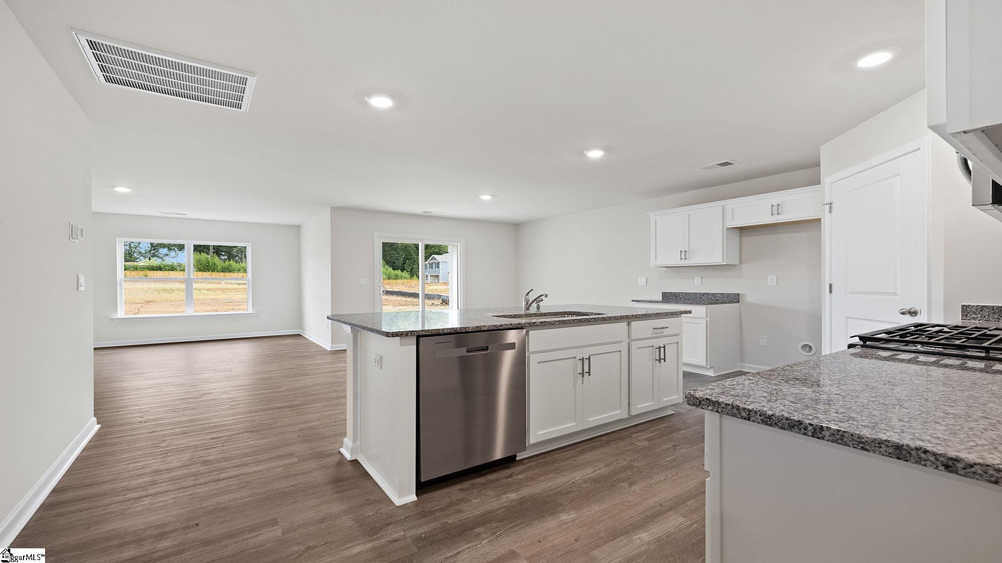 115 Cascade Lane Seneca, SC 29678 - Photo 13 of 34