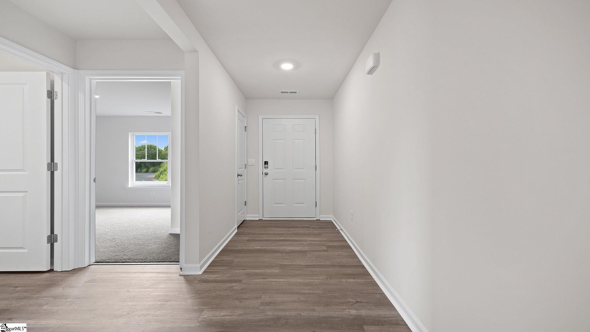 115 Cascade Lane Seneca, SC 29678 - Photo 2 of 34