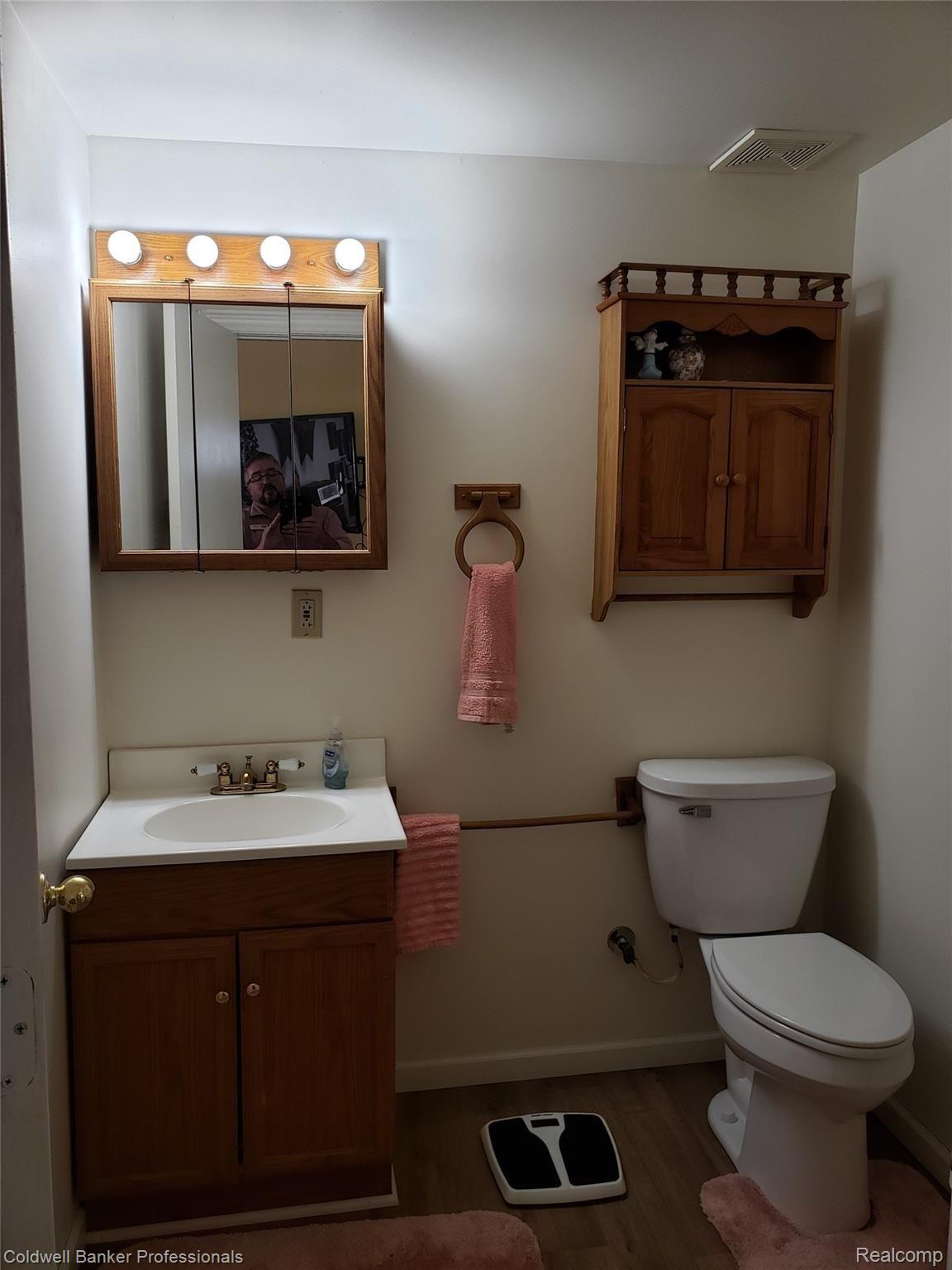 6526 South Kingston Road Clifford, MI 48727 - Photo 35 of 60 20190930_164843.jpg