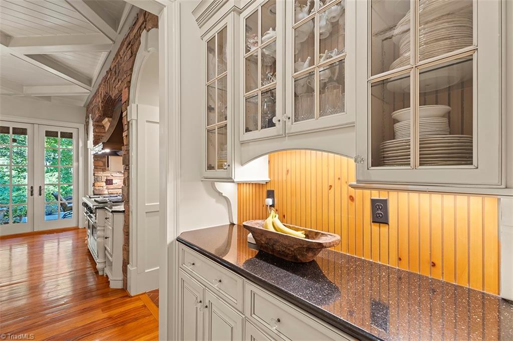 3560 Kirklees Road Winston-Salem, NC 27104 - Photo 15 of 49