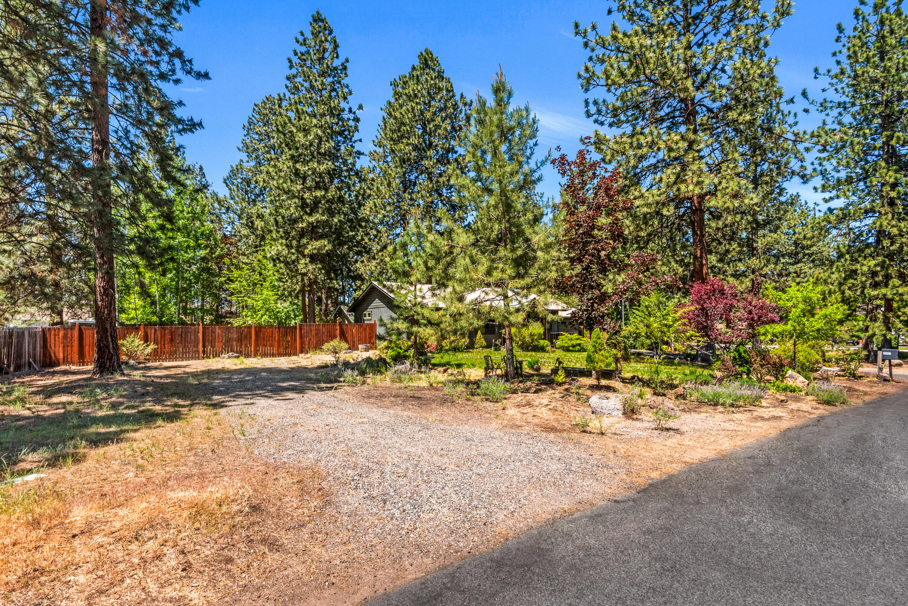 60865 Diamond Road Bend, OR 97702 - Photo 7 of 40 60865 Diamond Rd - 7