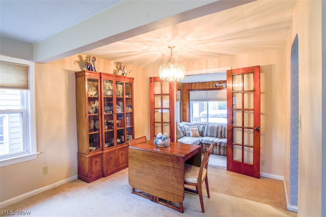 1393 Dill Road Cleveland, OH 44121 - Photo 3 of 12