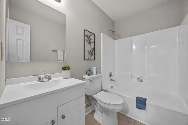 $279,000 | 220 Dulcimer Lane, Zebulon, NC 27597