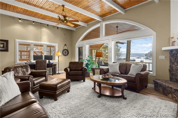 $569,900 | 6620 Lakepointe, Unit 18, Osage Beach, MO 65065