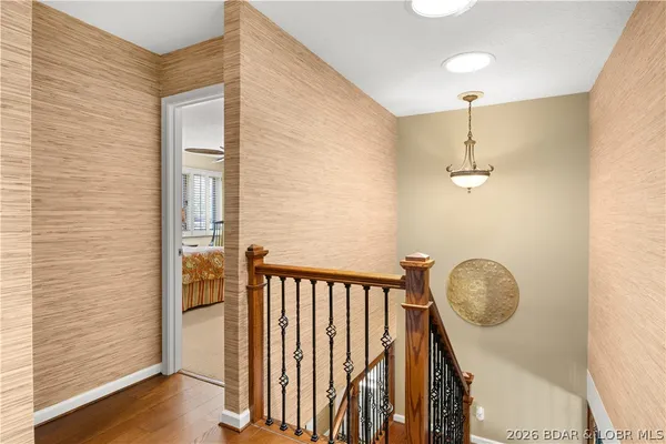 $569,900 | 6620 Lakepointe, Unit 18, Osage Beach, MO 65065