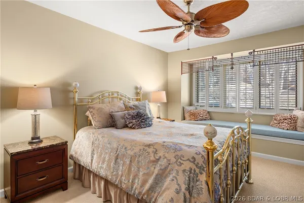 $569,900 | 6620 Lakepointe, Unit 18, Osage Beach, MO 65065