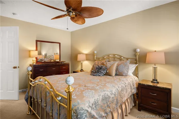 $569,900 | 6620 Lakepointe, Unit 18, Osage Beach, MO 65065