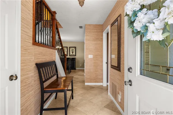 $569,900 | 6620 Lakepointe, Unit 18, Osage Beach, MO 65065